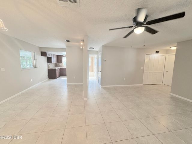 228 Colomba Road, Debary, FL 32713