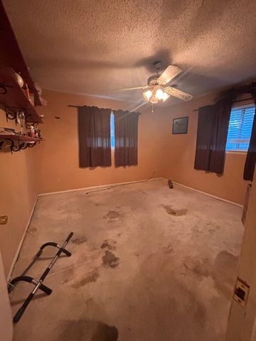 922 British Boulevard, Grand Prairie, TX 75050