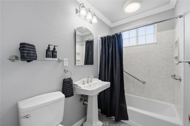 9809 Houghton Avenue, Santa Fe Springs, CA 90670