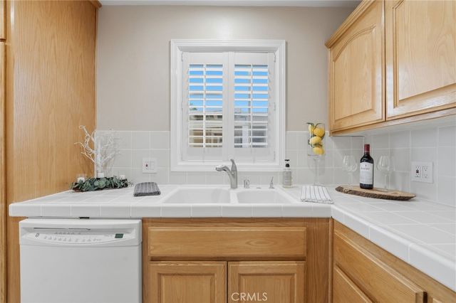 9809 Houghton Avenue, Santa Fe Springs, CA 90670