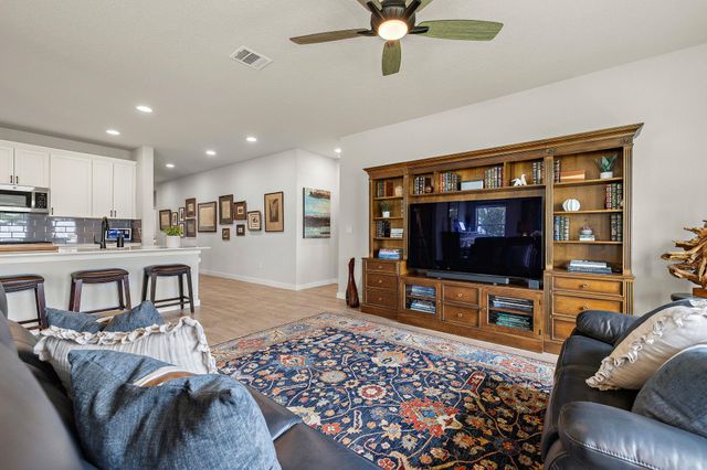 234 Appleberry LN, Elgin, TX 78621