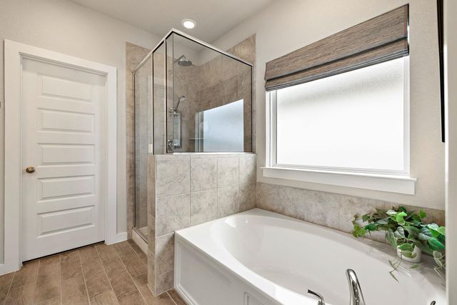 234 Appleberry LN, Elgin, TX 78621