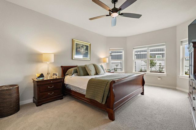 234 Appleberry LN, Elgin, TX 78621