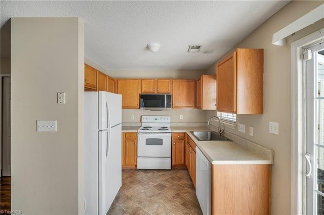 3022 Kensington Place, Winston-salem, NC 27103