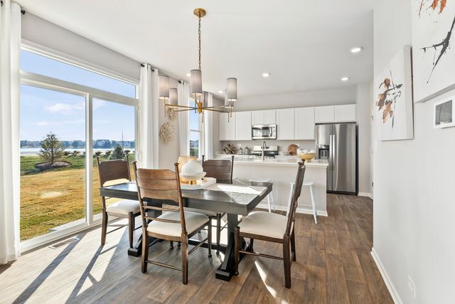 983 Sapphire Lane, Montgomery, IL 60538