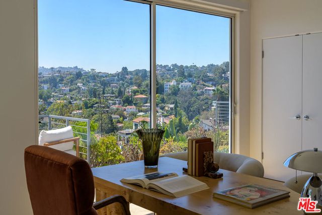 5502 Tuxedo Terrace, Los Angeles, CA 90068