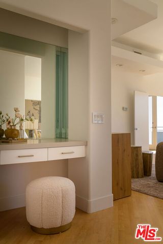 5502 Tuxedo Terrace, Los Angeles, CA 90068