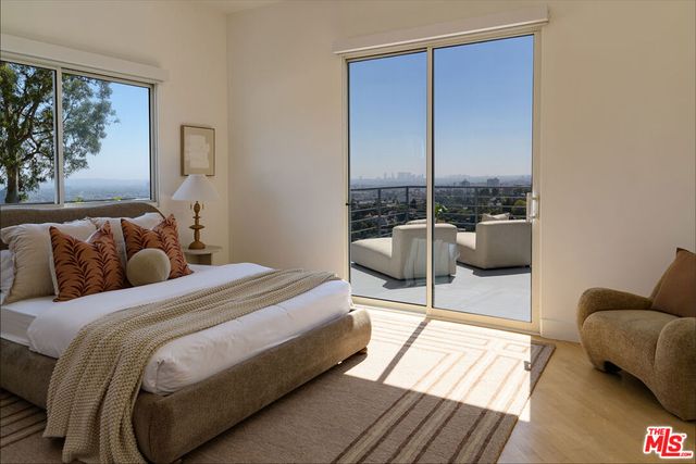5502 Tuxedo Terrace, Los Angeles, CA 90068