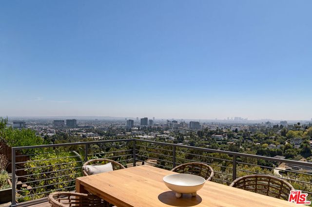 5502 Tuxedo Terrace, Los Angeles, CA 90068