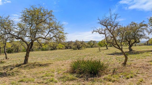 Lot 19 Stone Ridge Mountain DR, Round Mountain, TX 78663