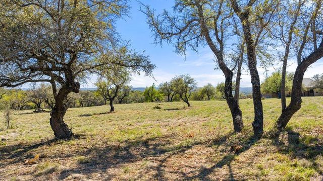 Lot 19 Stone Ridge Mountain DR, Round Mountain, TX 78663