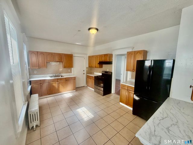 152 Sheffield Avenue, New Haven, CT 06511