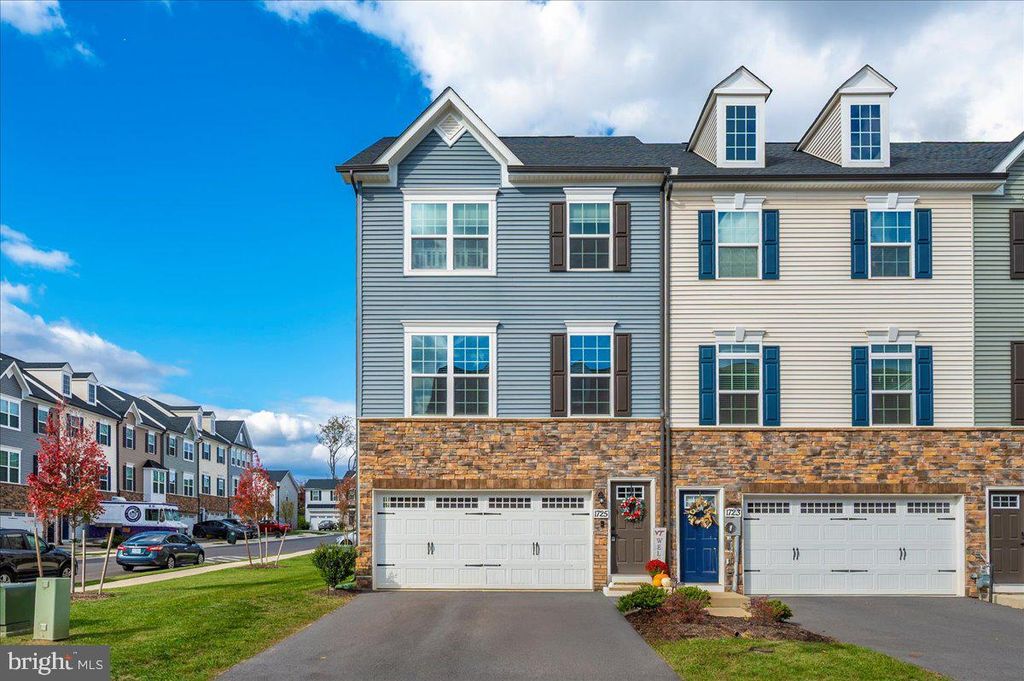 1725 ATLAS DR, Frederick, MD 21702