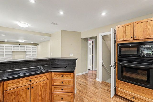 1187 Merry Brook Street, Kalamazoo, MI 49048