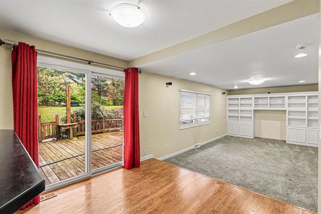 1187 Merry Brook Street, Kalamazoo, MI 49048