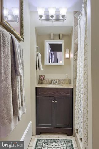 803 N DUKE ST, Lancaster, PA 17602