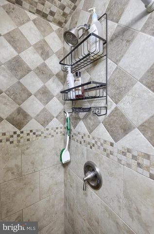 803 N DUKE ST, Lancaster, PA 17602