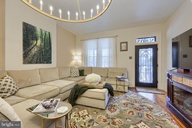 803 N DUKE ST, Lancaster, PA 17602