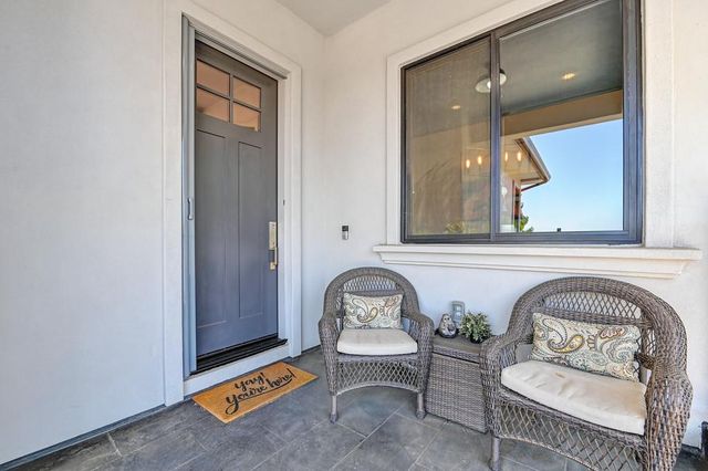 465 Miles Ct, Auburn, CA 95603