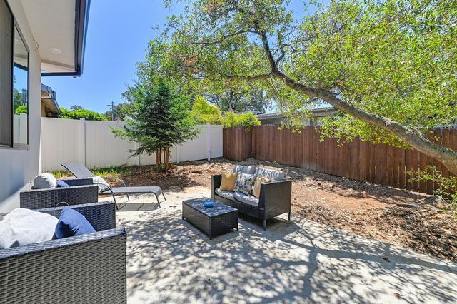 465 Miles Ct, Auburn, CA 95603