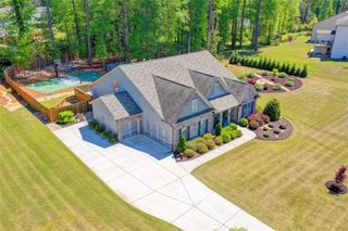 5198 Ashley Drive SW, Lilburn, GA 30047