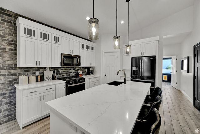 945 S 650 W, Farmington, UT 84025