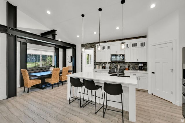 945 S 650 W, Farmington, UT 84025