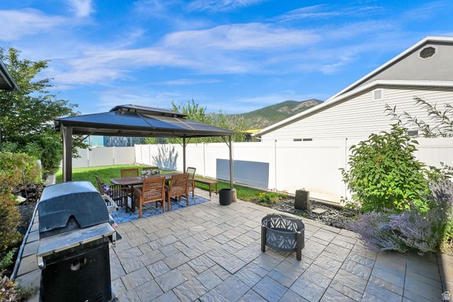945 S 650 W, Farmington, UT 84025