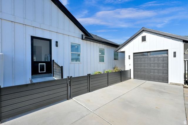 945 S 650 W, Farmington, UT 84025