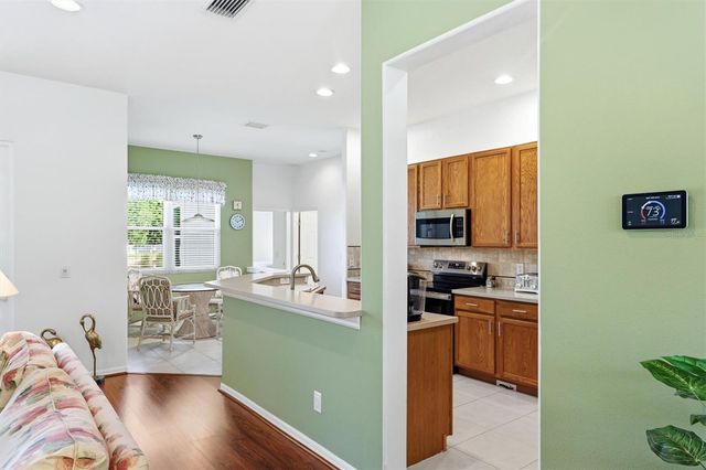 4227 61ST AVENUE E, Bradenton, FL 34203