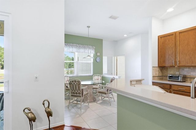 4227 61ST AVENUE E, Bradenton, FL 34203