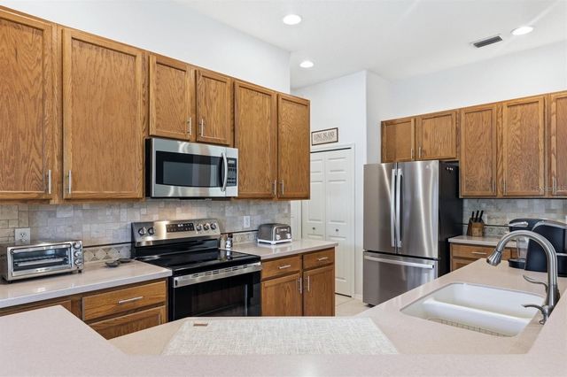 4227 61ST AVENUE E, Bradenton, FL 34203