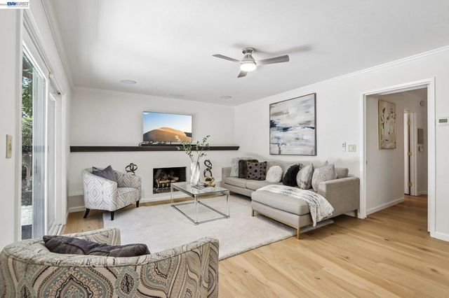 2383 Corte De La Jara, Pleasanton, CA 94566
