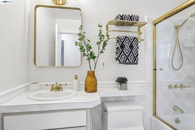2383 Corte De La Jara, Pleasanton, CA 94566