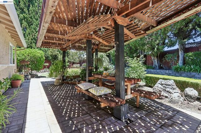 2383 Corte De La Jara, Pleasanton, CA 94566