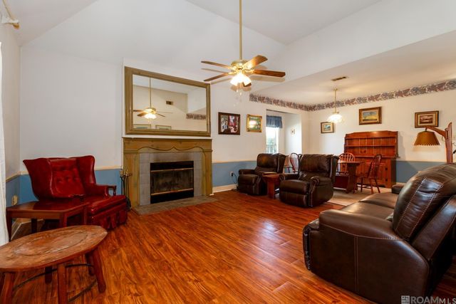 11918 Spring Meadow Dr, Baton Rouge, LA 70818