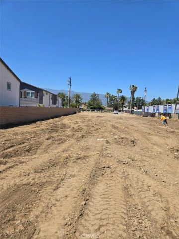 14043 Foothill, Fontana, CA 92335
