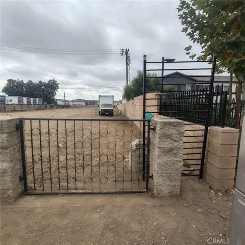 14043 Foothill, Fontana, CA 92335