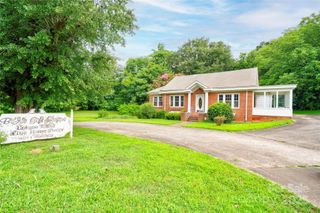 1407 E Marion Street, Shelby, NC 28150