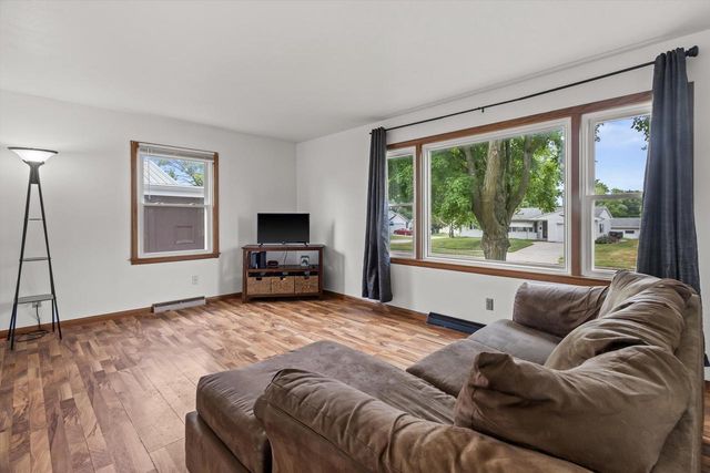418 S Braun AVENUE, Jefferson, WI 53549