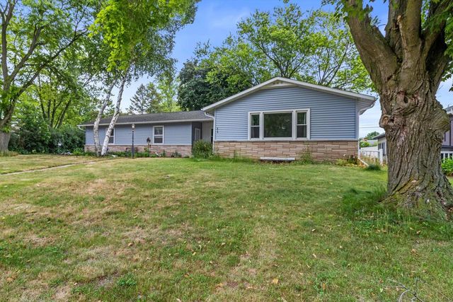 418 S Braun AVENUE, Jefferson, WI 53549