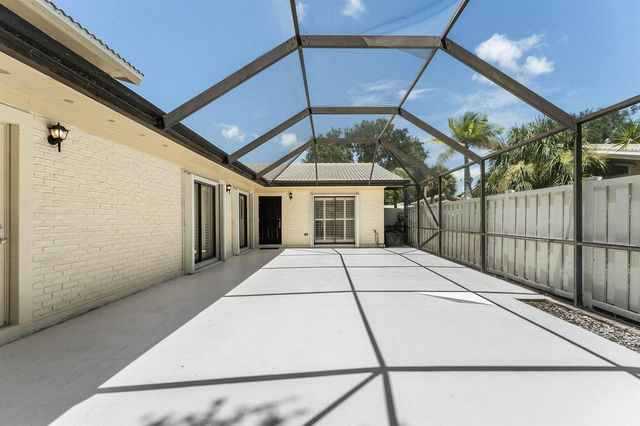 12584 WOODMILL Drive, Palm Beach Gardens, FL 33418