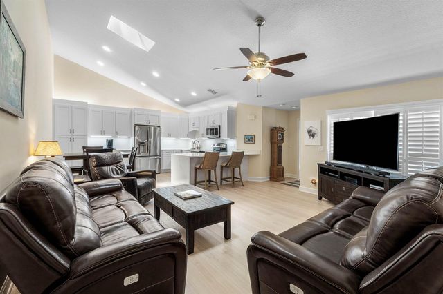 12584 WOODMILL Drive, Palm Beach Gardens, FL 33418