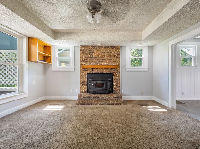 1114 W Congress Street, Denton, TX 76201