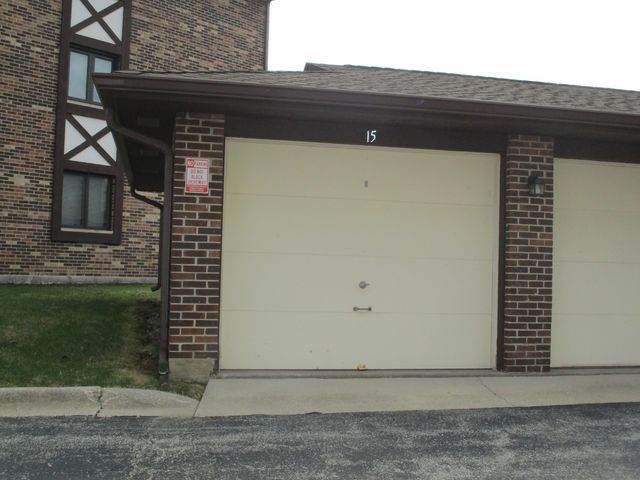 10532 Ridge Cover Drive 27A, Chicago Ridge, IL 60415