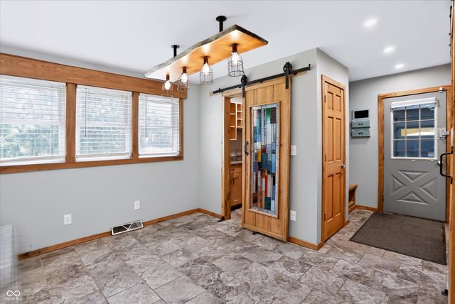 9002 N State Road 9 Road, Morristown, IN 46161