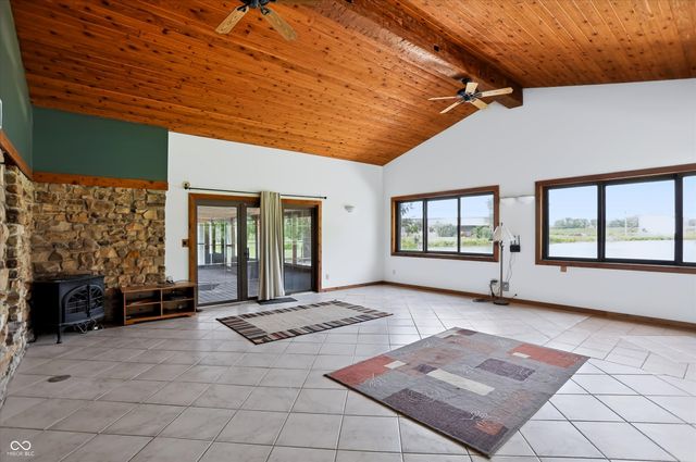 9002 N State Road 9 Road, Morristown, IN 46161