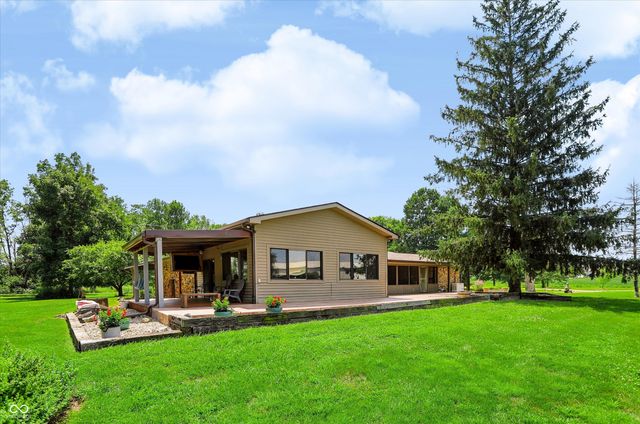 9002 N State Road 9 Road, Morristown, IN 46161