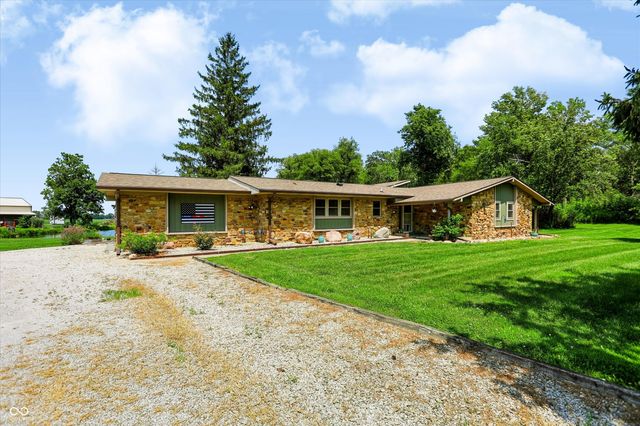 9002 N State Road 9 Road, Morristown, IN 46161