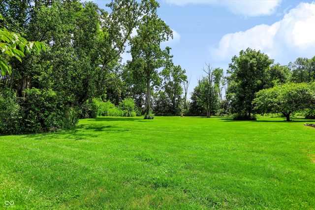 9002 N State Road 9 Road, Morristown, IN 46161